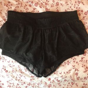 City Sky Run By Lululemon shorts